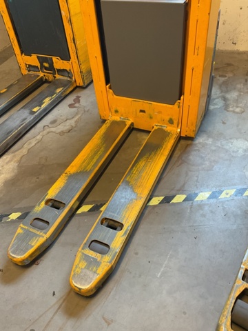 1001639-10 5 pieces Fall protection hooks on plate