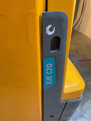 1001639-11 5 pieces Fall protection hooks on plate