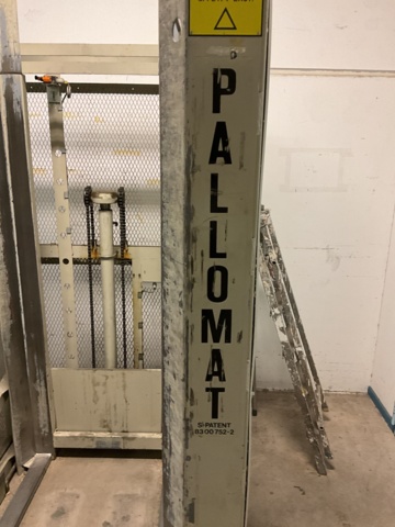 1001651-4 BT Pallomat with control cabinet