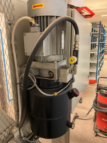 1001651-10 BT Pallomat with control cabinet