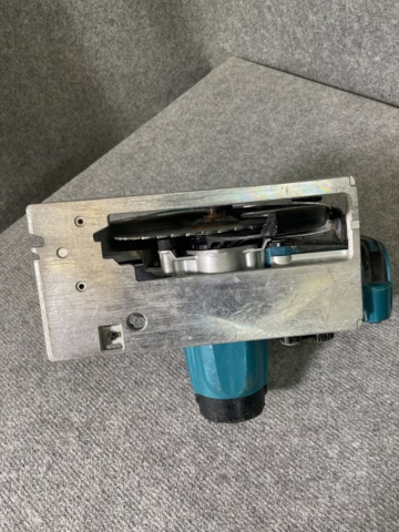 996514-12 Makita tool kit