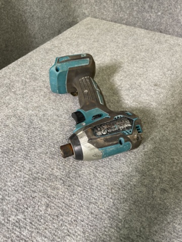 996514-43 Makita tool kit