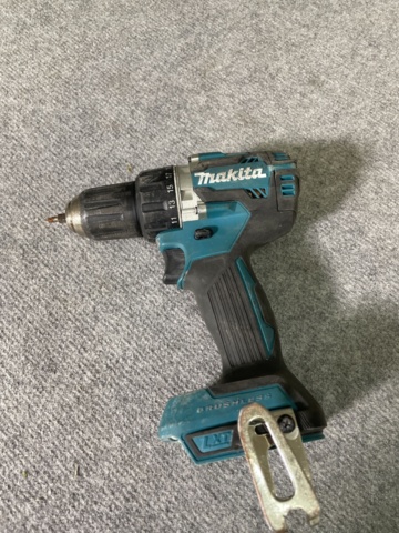 996514-62 Makita tool kit