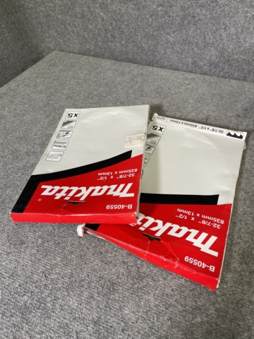 996514-82 Makita tool kit