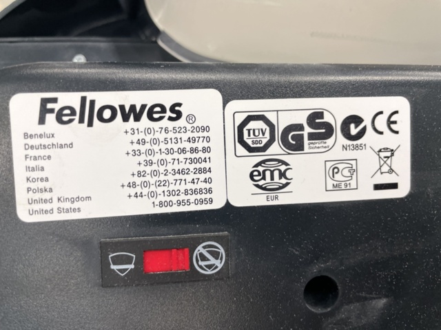 996518-4 Fellowes shredder