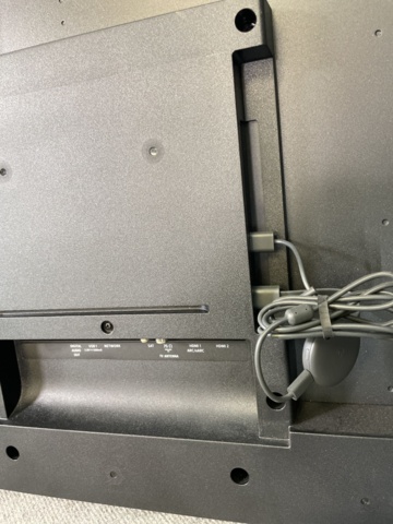 996521-11 2 Philips TVs plus wall mounts