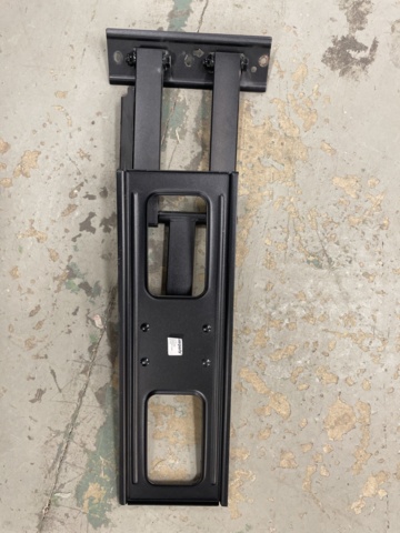 996521-17 2 Philips TVs plus wall mounts