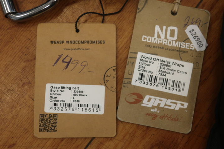 1029536-3 GASP lifting belt size L and wrist wraps