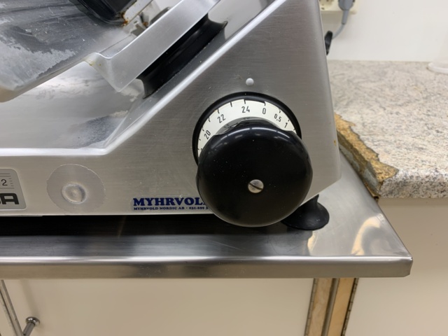 1062159-3 Cutting machine Bizerba SE-12