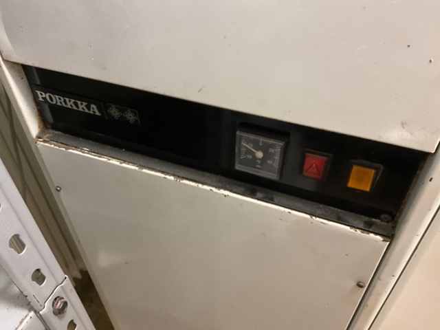 1046255-2 Porkka freezer with built-in compressor