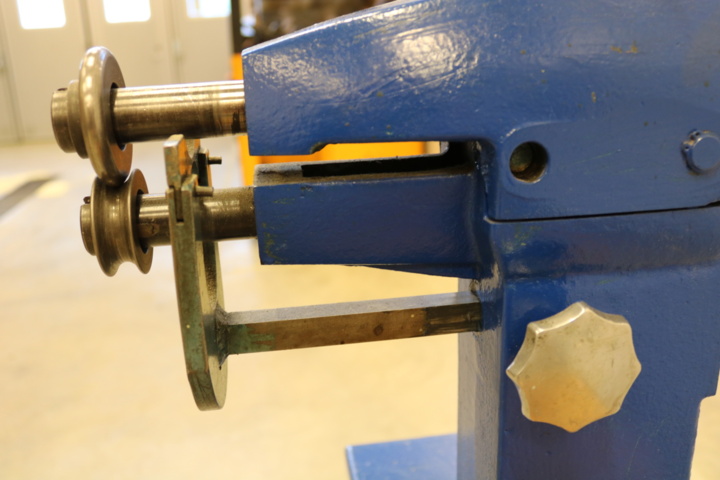 998684-10 Manual sickle machine