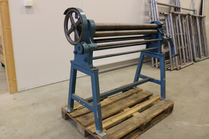 998686-3 Round rolling machine Luna