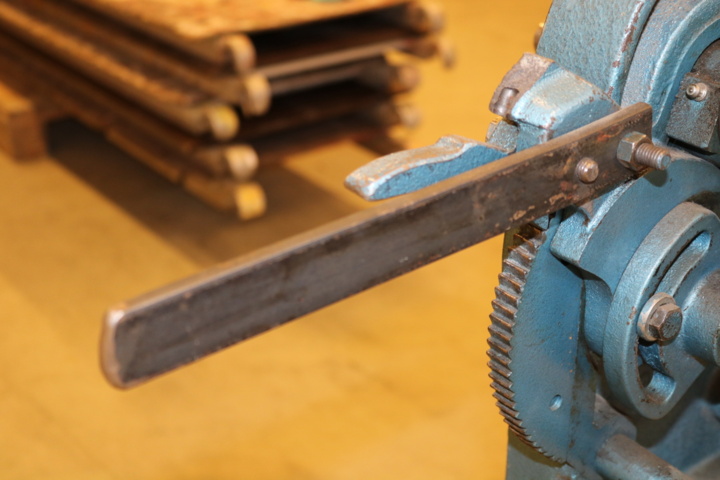 998686-17 Round rolling machine Luna