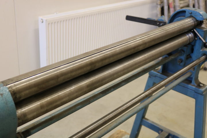 998686-19 Round rolling machine Luna