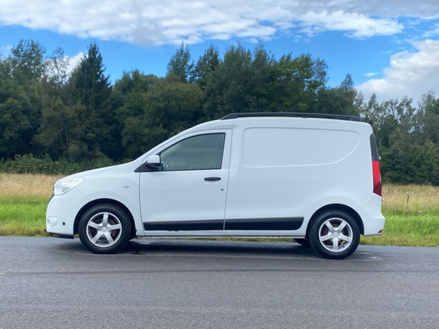 1062370-3 Dacia Dokker Express 1.5 dCi Manual 90hp - 2014