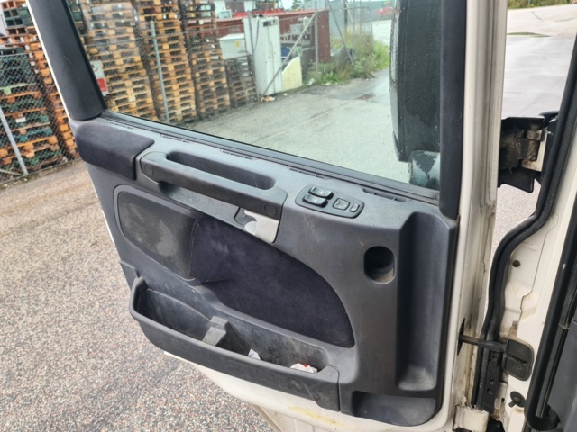 1062827-37 Scania R480 6x4 12.7 Automatic, 480hp, 2009