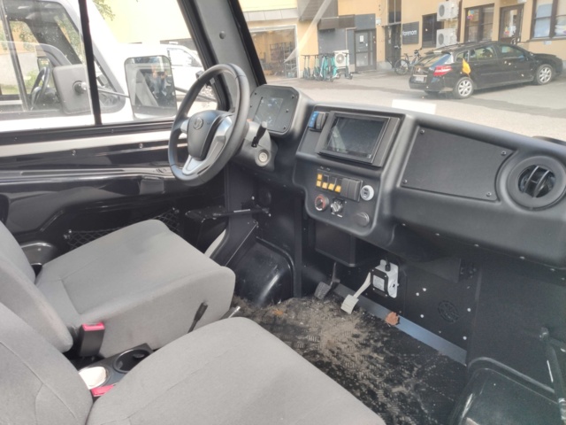 1062828-10 Inzile PRO4 sähköpakettiauto (Kuopio)