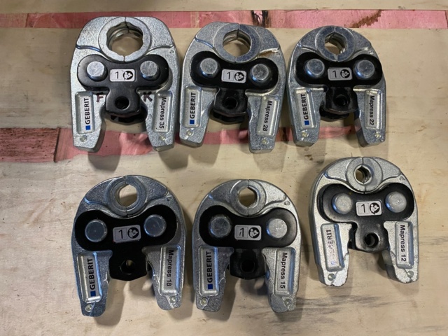 6 Press jaws - PS Auction - We value the future - Largest in net auctions