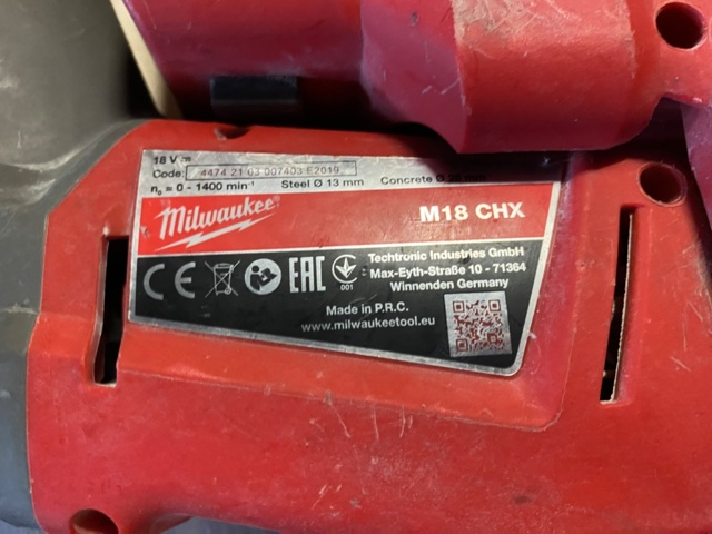1062904-2 Milwaukee M18 CHX hammer drill with dust extraction