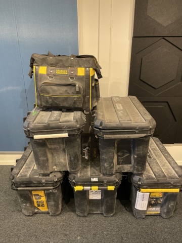 996503-14 Stanley tool carts and tool bag