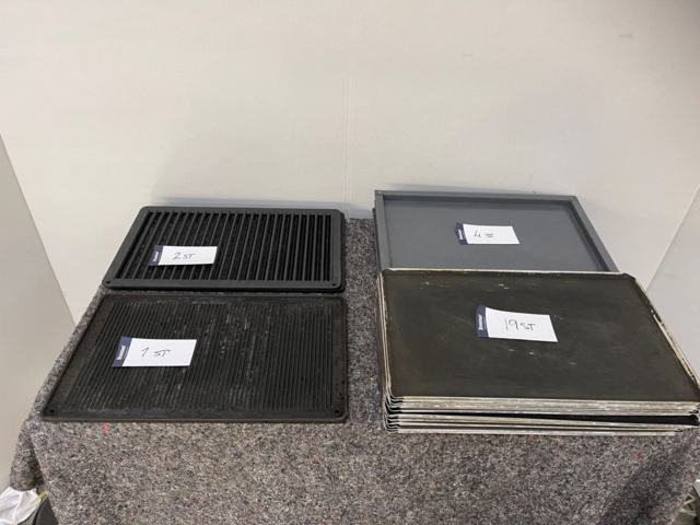 Accessories for Rational ovens. See pictures - PS Auction - We value ...