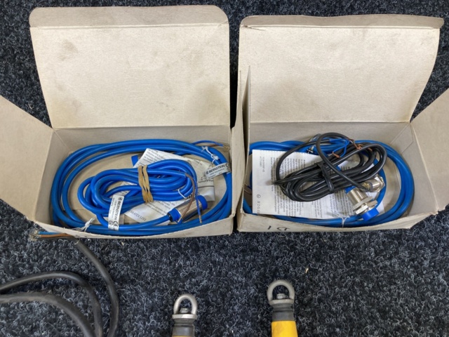 1045681-3 Line emergency stop Allen-Bradley Lifeline 4 Ex ( 2 pcs )