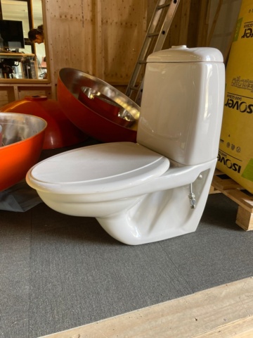 1046755-2 Wall-hung toilet Ido economical flushing