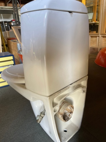 1046755-4 Wall-hung toilet Ido economical flushing