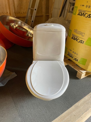 1046755-1 Wall-hung toilet Ido economical flushing