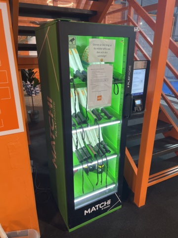 1052085-3 Instant Padel rental rack machine -2020