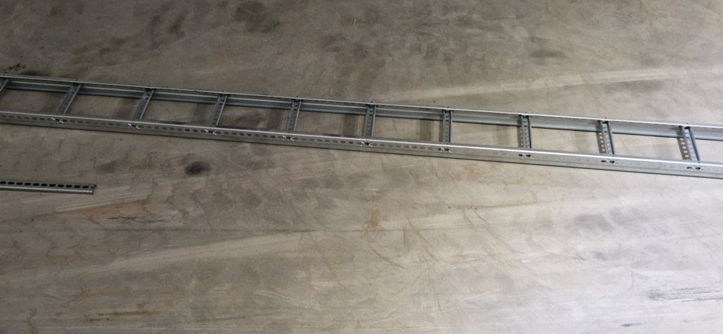 1063293-2 Set - 300 meters cable ladder 200mm