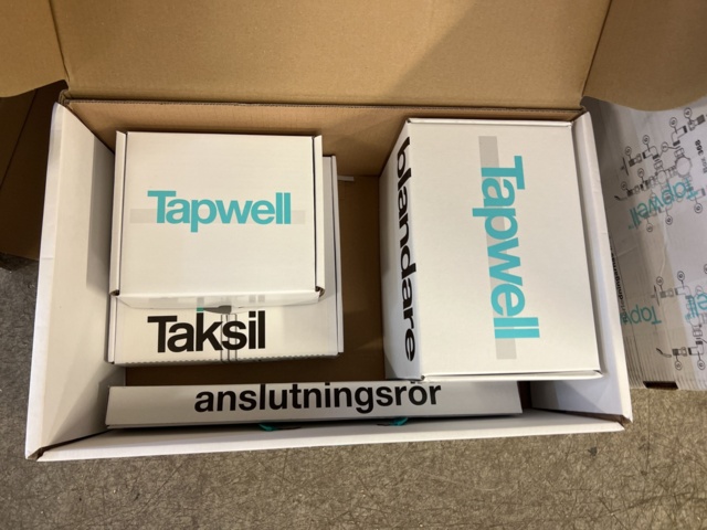 1052153-1 Roof shower for installation Tapwell