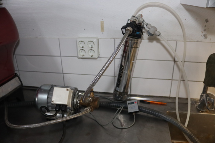 1063394-7 La Marzocco FB80 3 group, Espresso machine.