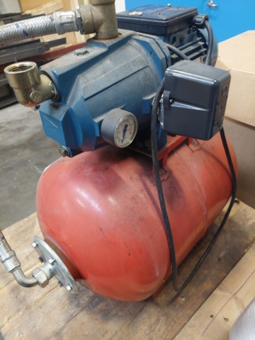 883051-4 Hydrophore pump system Foras JA100