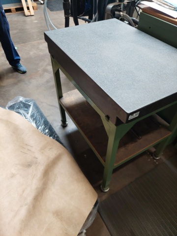 883100-2 Diabase table 92 x 60