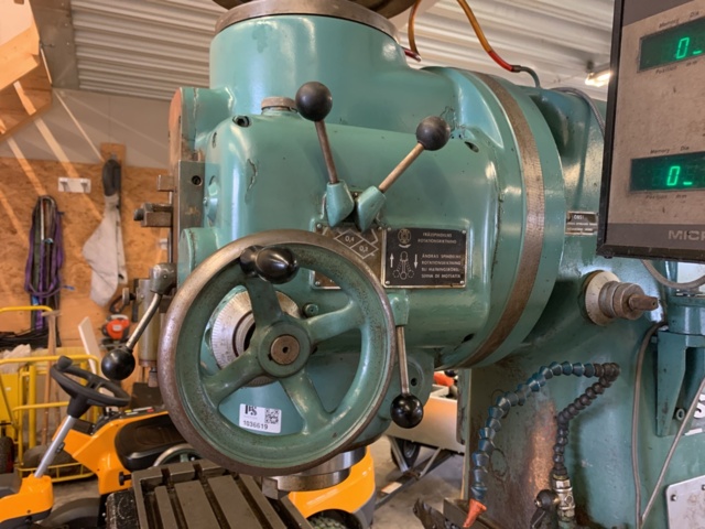 1036619-8 Milling machine Sajo