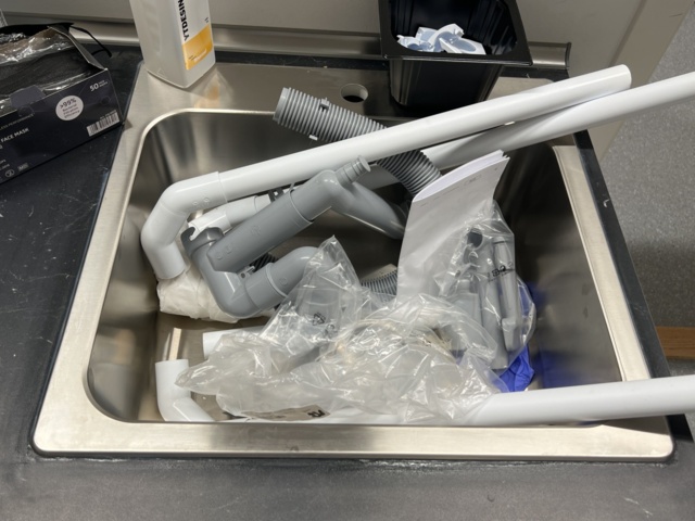 1024260-2 Kitchen benches and cupboards for dismantling