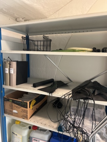 1024293-4 Cultivation troughs, metal shelves, heating plates, etc