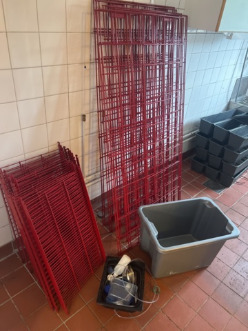 1024293-9 Cultivation troughs, metal shelves, heating plates, etc