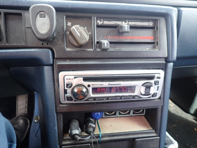 1062947-22 Volvo 740 2.3 Manual, 115hp, 1988
