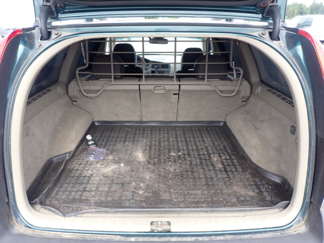 1062948-15 Volvo XC70 2.5T AWD Manual, 210hp, 2003