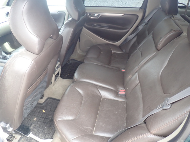 1062948-21 Volvo XC70 2.5T AWD Manual, 210hp, 2003