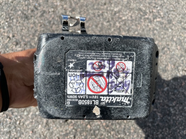 1063774-7 Makita DTD 153 with battery