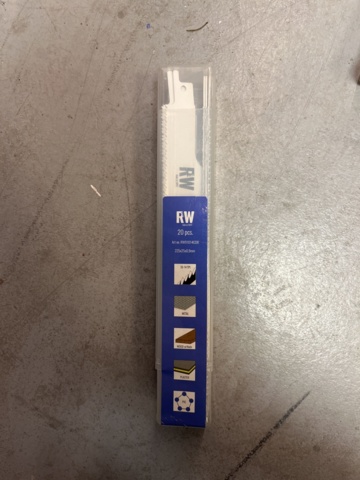 1039454-8 Diverse nya borrar, sågblad, bits, skruv, bultar mm