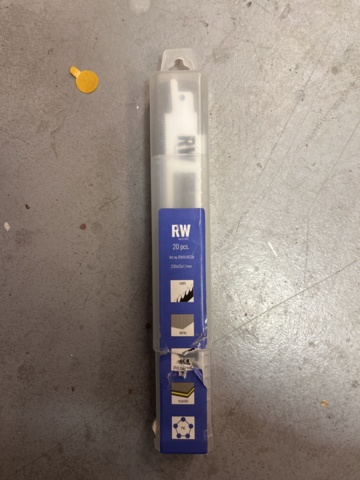 1039454-9 Diverse nya borrar, sågblad, bits, skruv, bultar mm