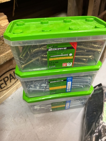 1039454-17 Diverse nya borrar, sågblad, bits, skruv, bultar mm