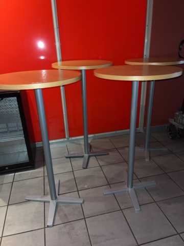 1049021-3 Wooden standing table, 4 pcs