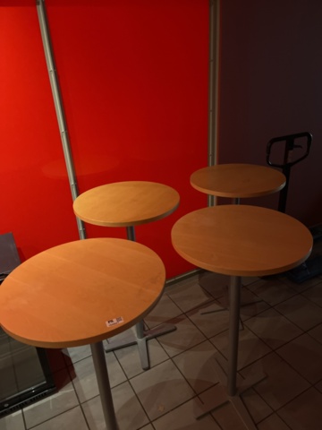 1049021-4 Wooden standing table, 4 pcs