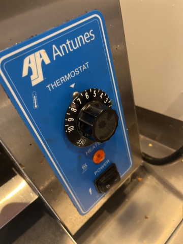 1039003-5 Toaster Antunes incl. Stainless steel table