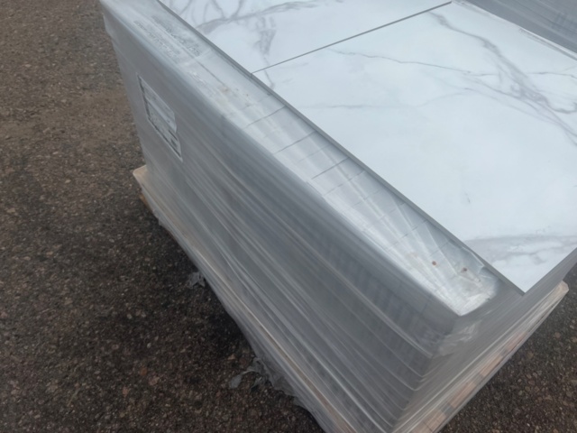 1064281-2 Spansk granitkeramik Carrara Marmor 100kvm matt